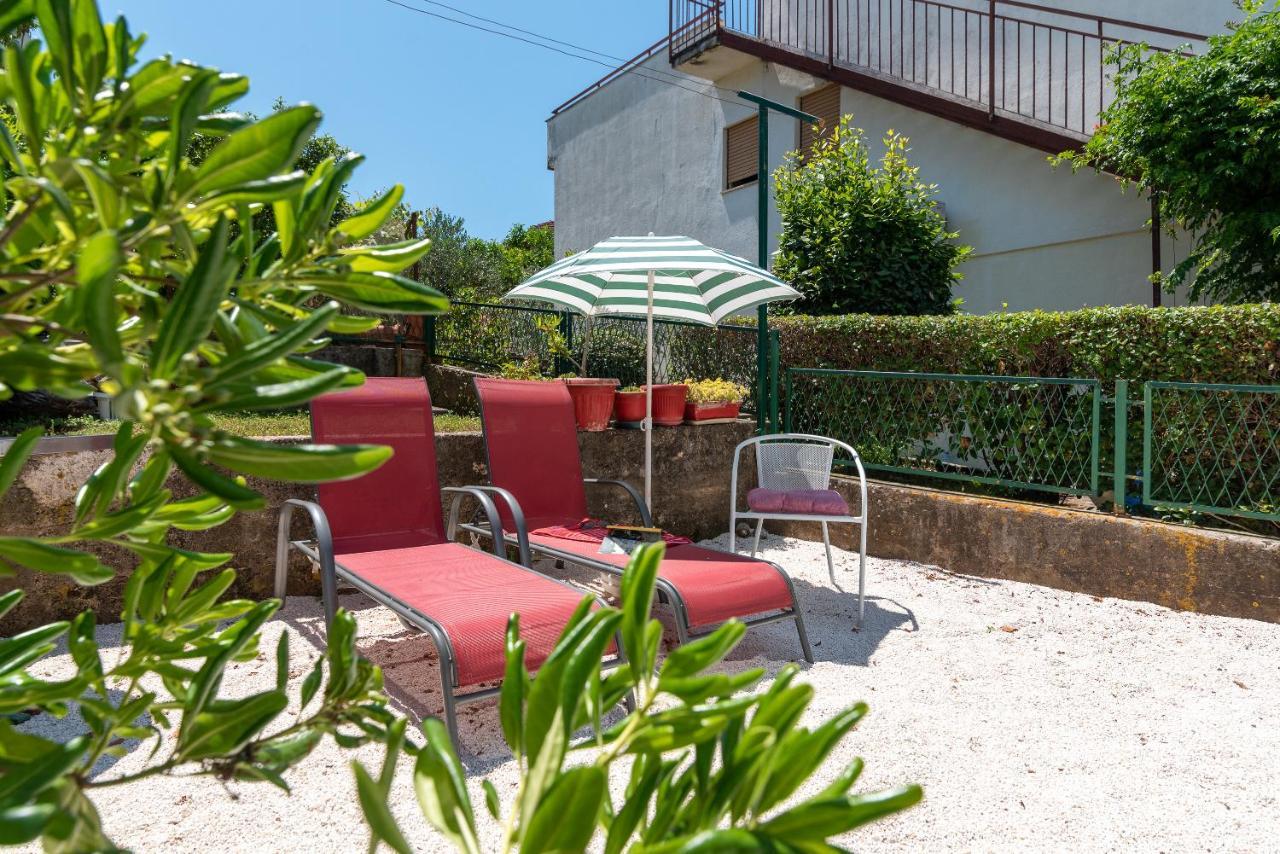 Apartment Hrabar Longo Trogir Eksteriør billede
