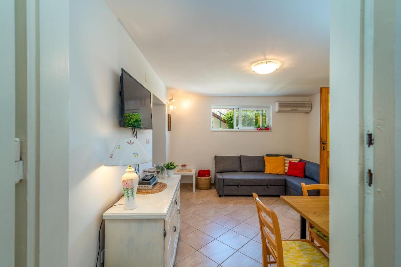Apartment Hrabar Longo Trogir Eksteriør billede