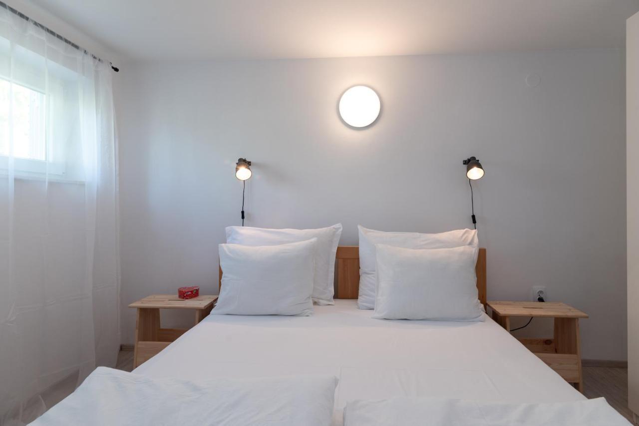 Apartment Hrabar Longo Trogir Eksteriør billede